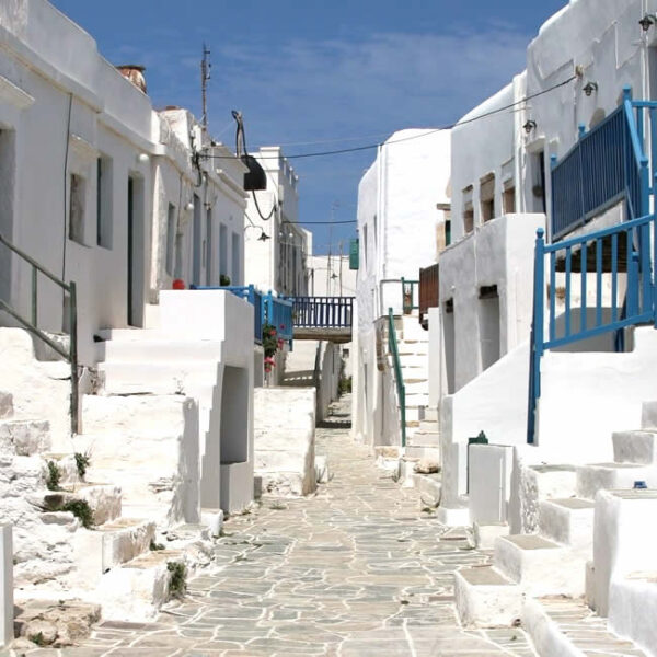 Fancy a visit to Folegandros but you are in Milos? Piece of cake with the Sea Pig...